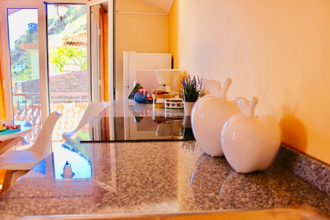Pink House Apartment Ponta do Sol  Exterior foto
